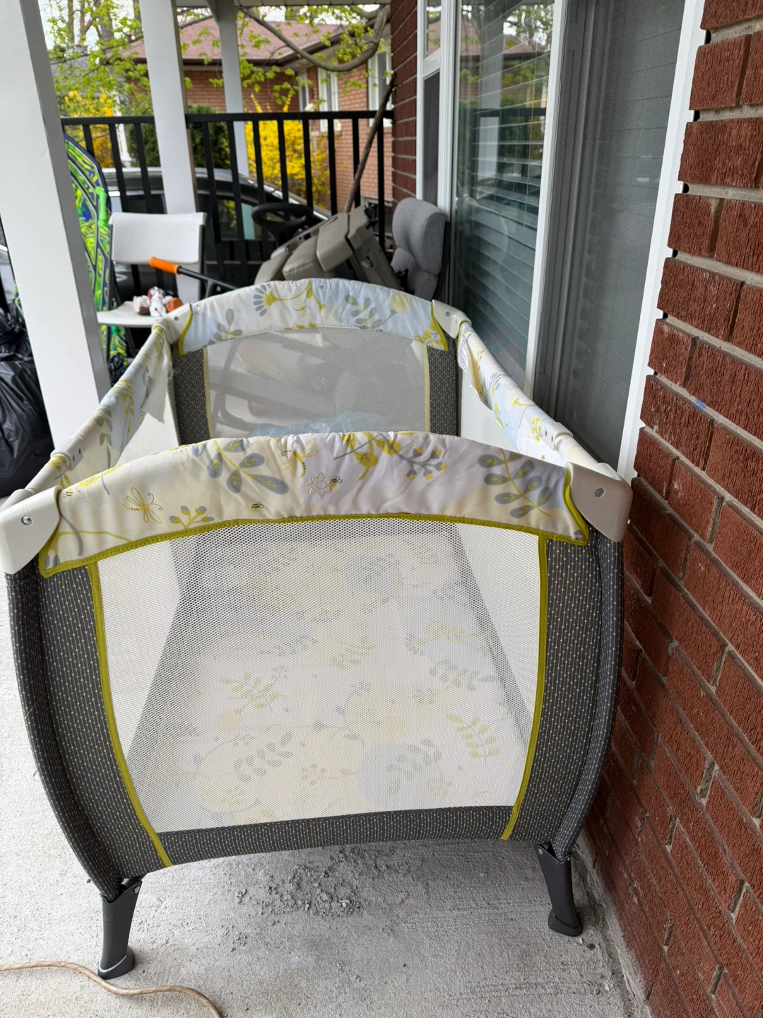 Baby Playpen/Travel Crib - photo 2