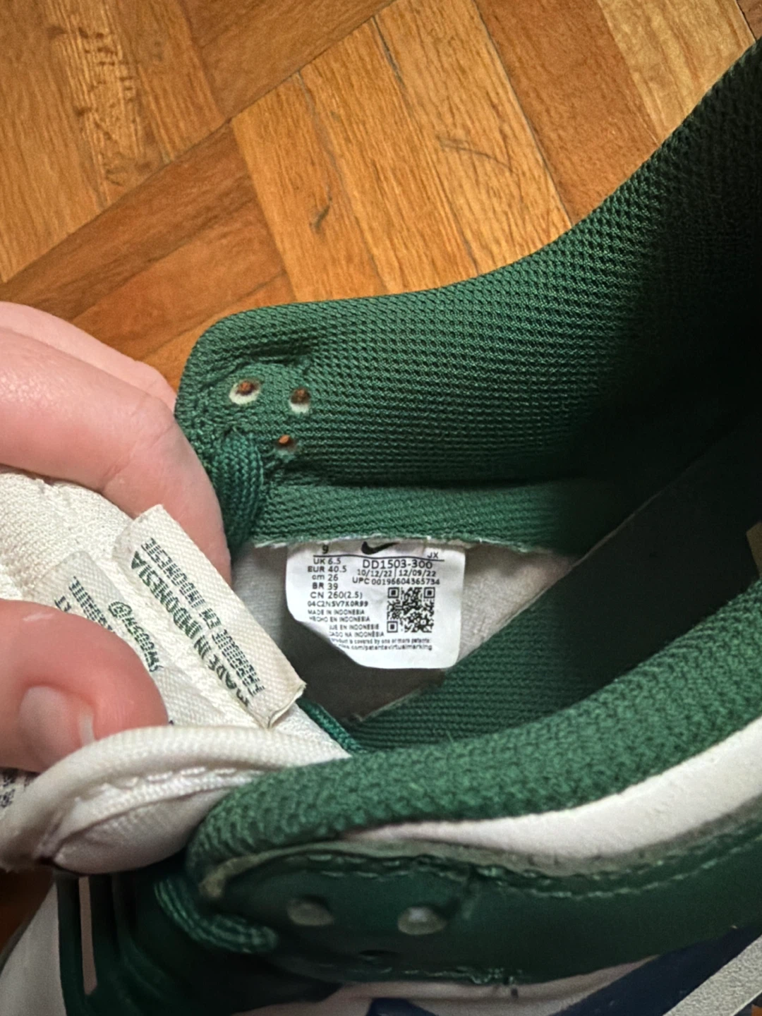 Nike Dunk Low Green White Sneakers - photo 4