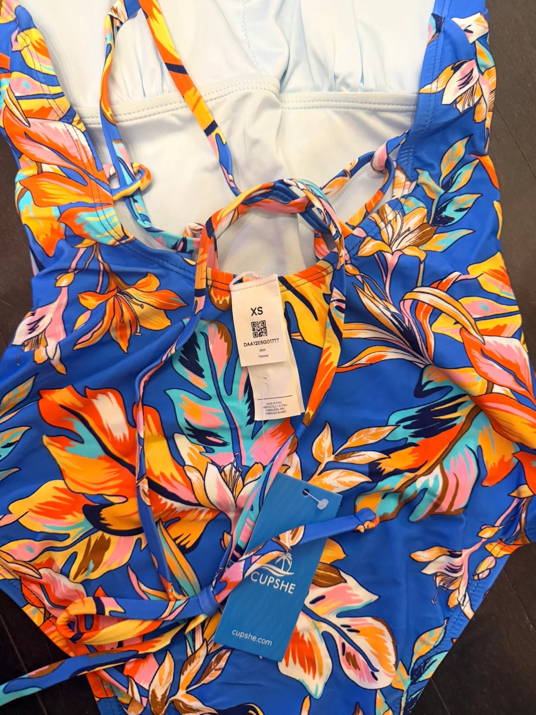 Cupshe (BNWT) Floral One-Piece Swimsuit - photo 3