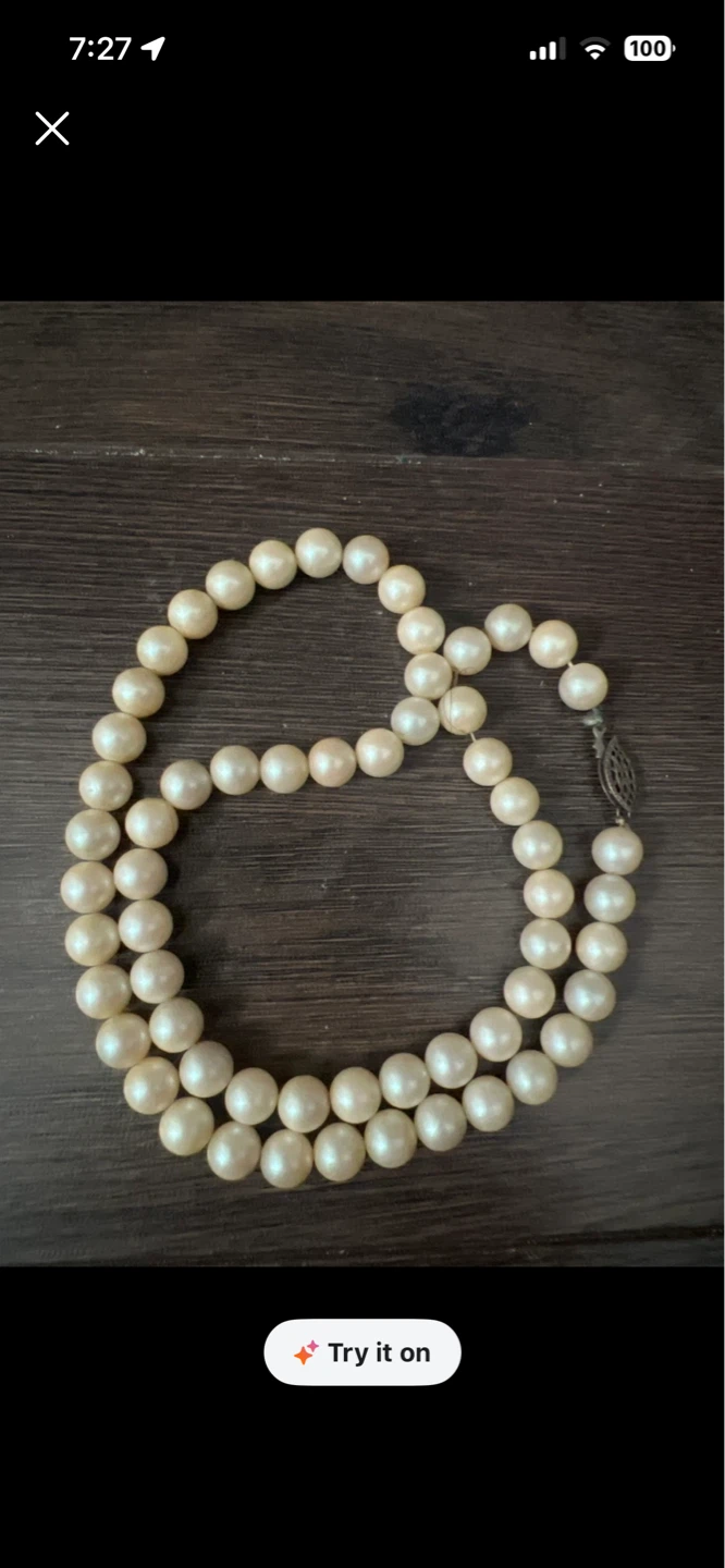 Pearl Necklace with Silver Clasp