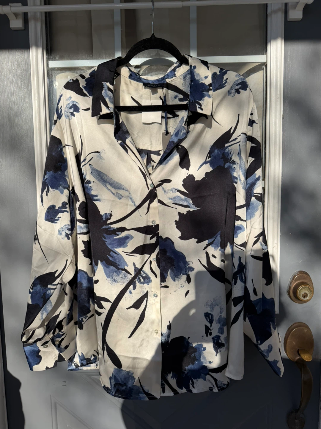 Tamara H. Women's 3X Floral Print Button-Up Shirt