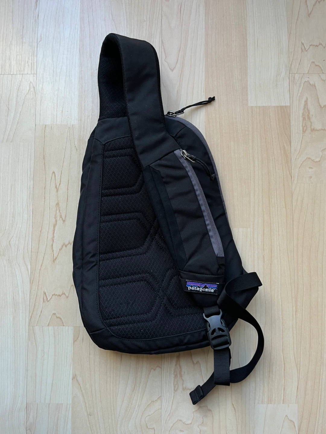 Patagonia sling bag 8L - photo 3