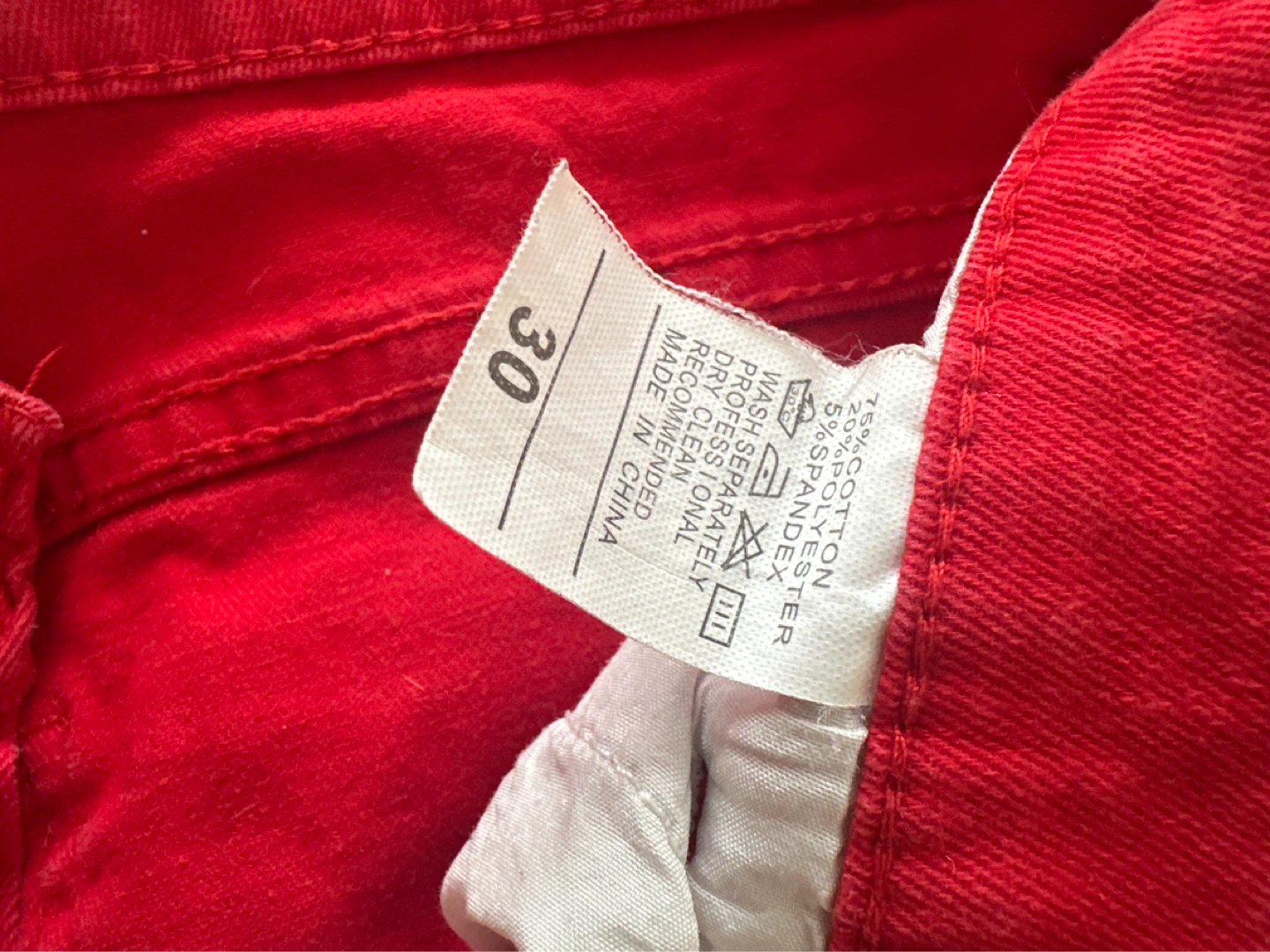 Red Zippered Distressed Jeans - Size 30 - photo 2