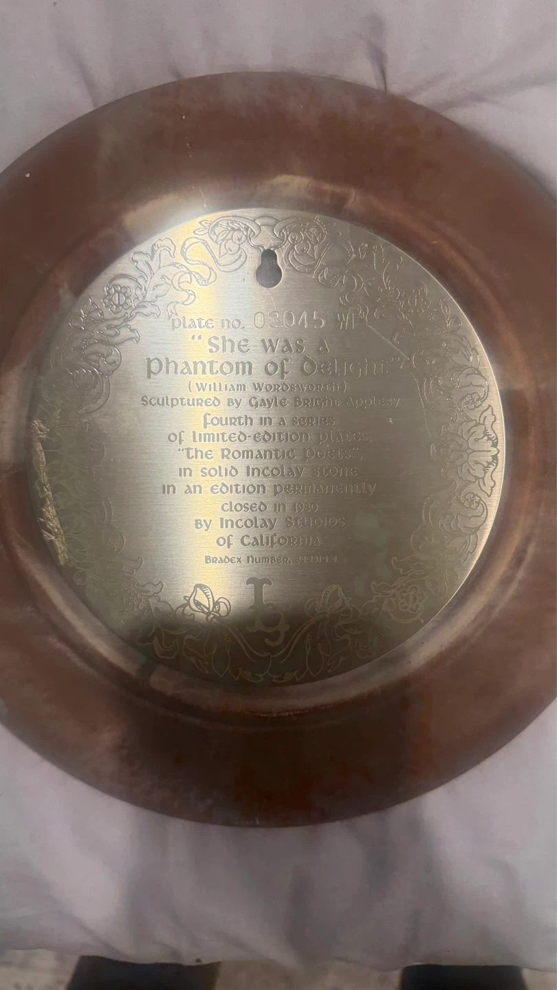 Incolay Stone "The Taj Mahal Lovers" Collectible Plate - photo 4