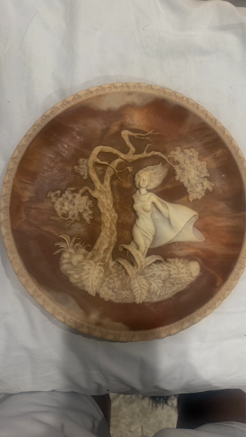 Incolay Stone "The Taj Mahal Lovers" Collectible Plate