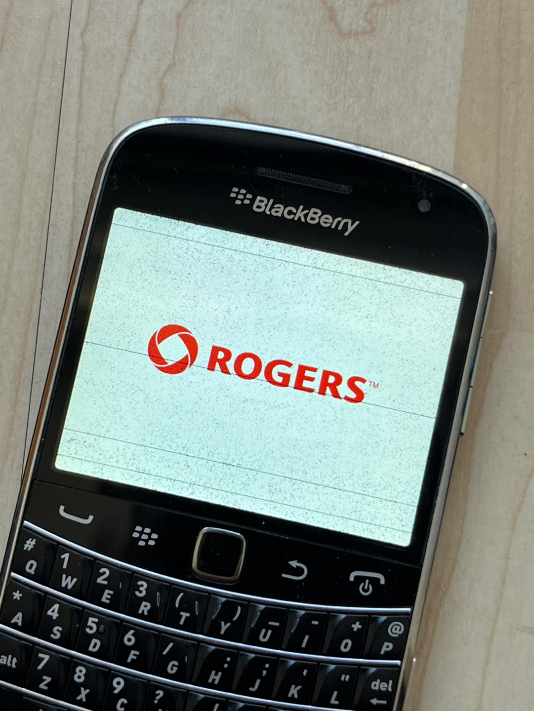 BlackBerry Bold 9900 with holster - photo 3