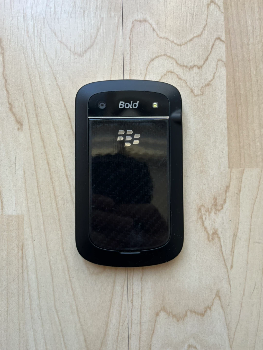 BlackBerry Bold 9900 with holster - photo 4