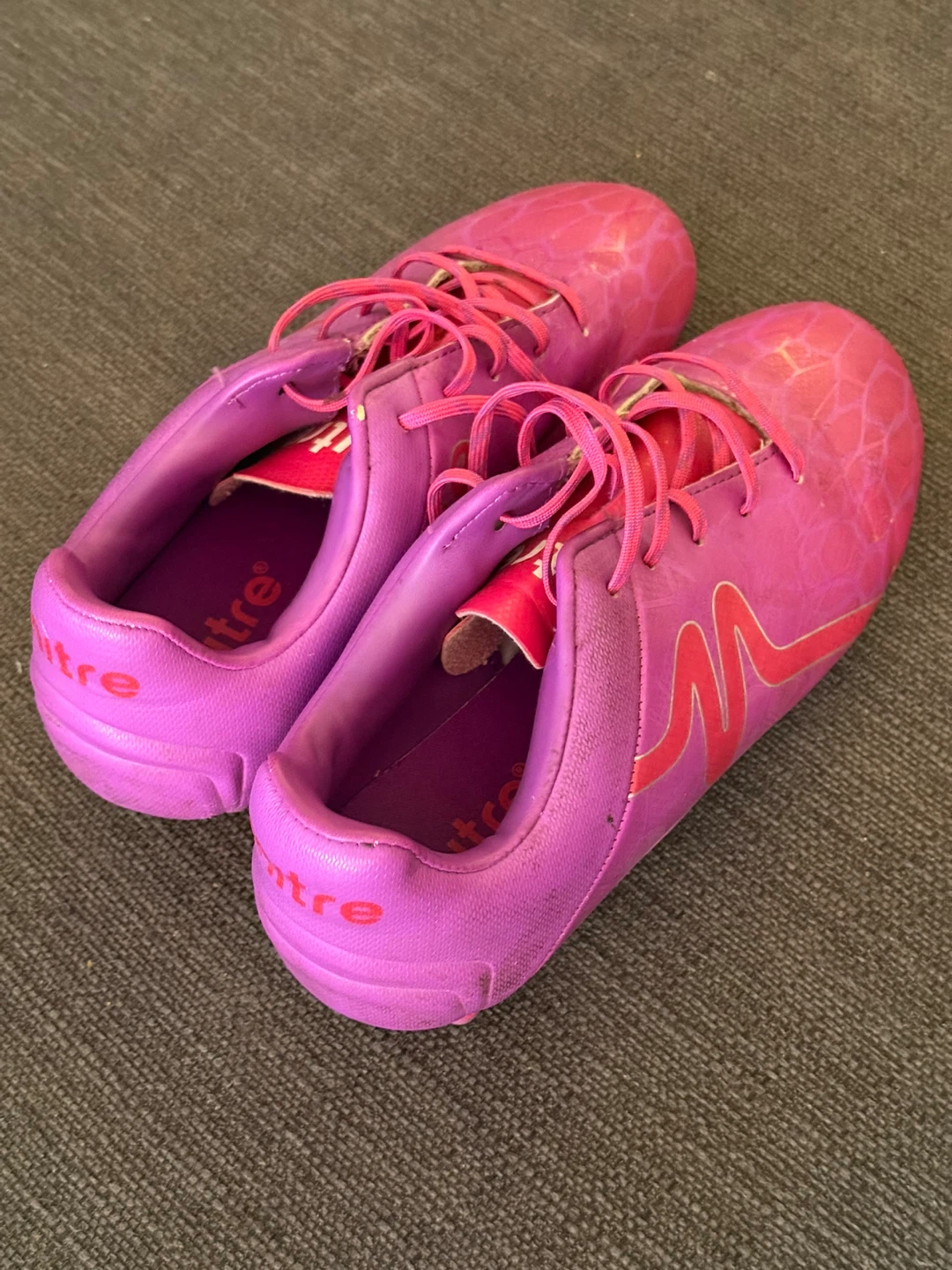 Mitre Pink Soccer Cleats - Girls Size 5 - photo 3