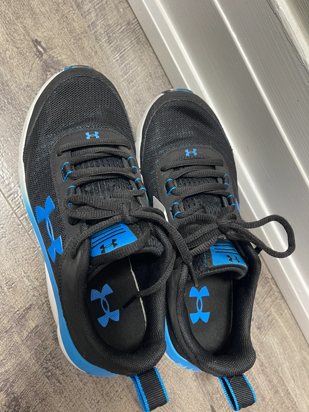 Under Armour Running Shoes - Black & Blue - Youth Size 4Y - photo 3