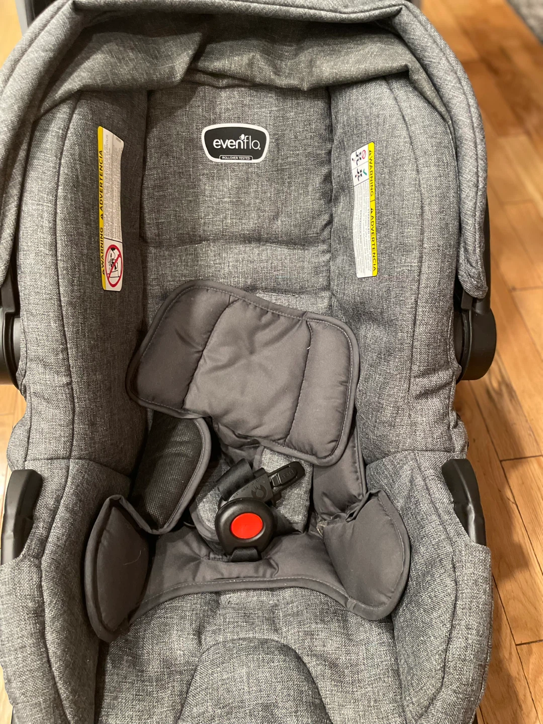 Evenflo Gray Infant Car Seat and Stroller Combo - photo 2