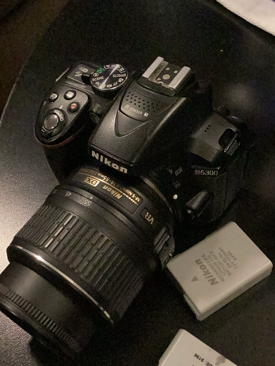 Nikon D5300 DSLR Camera with 18-55mm Lens and Accessories - photo 2
