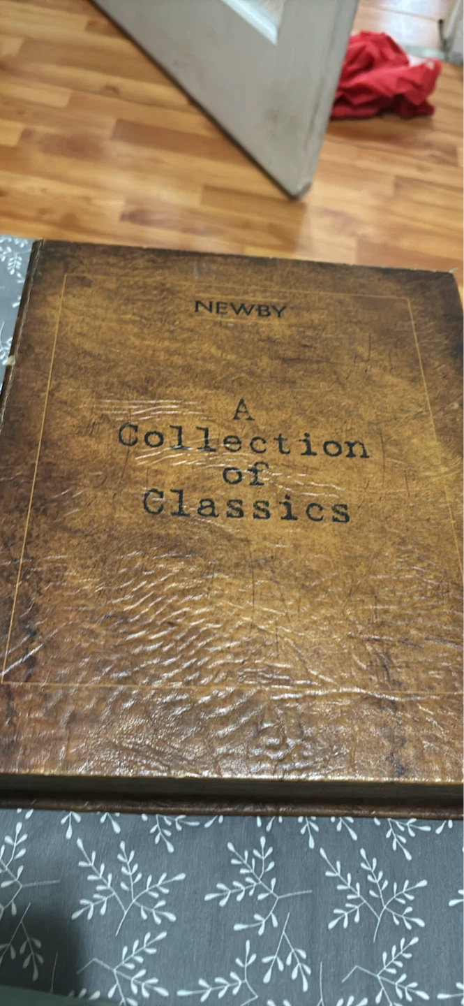 Newby A Collection of Classics Wooden Box - photo 2