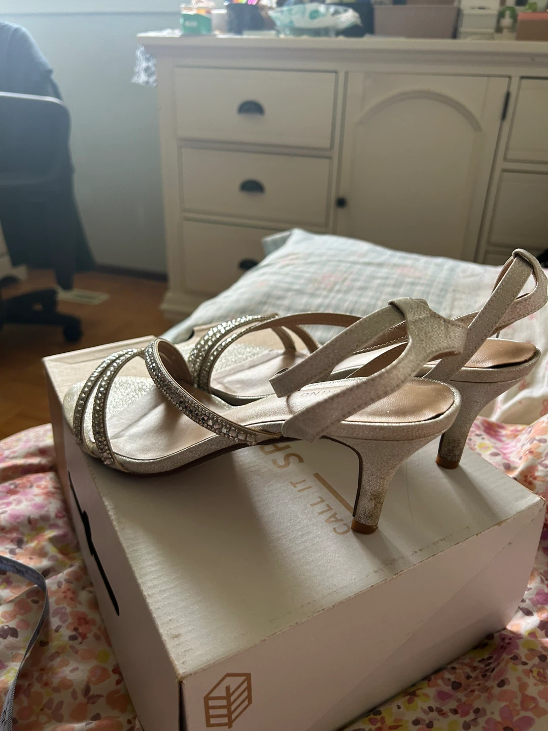 Women's Silver Embellished Heeled Sandals Size 9 women’s - photo 3