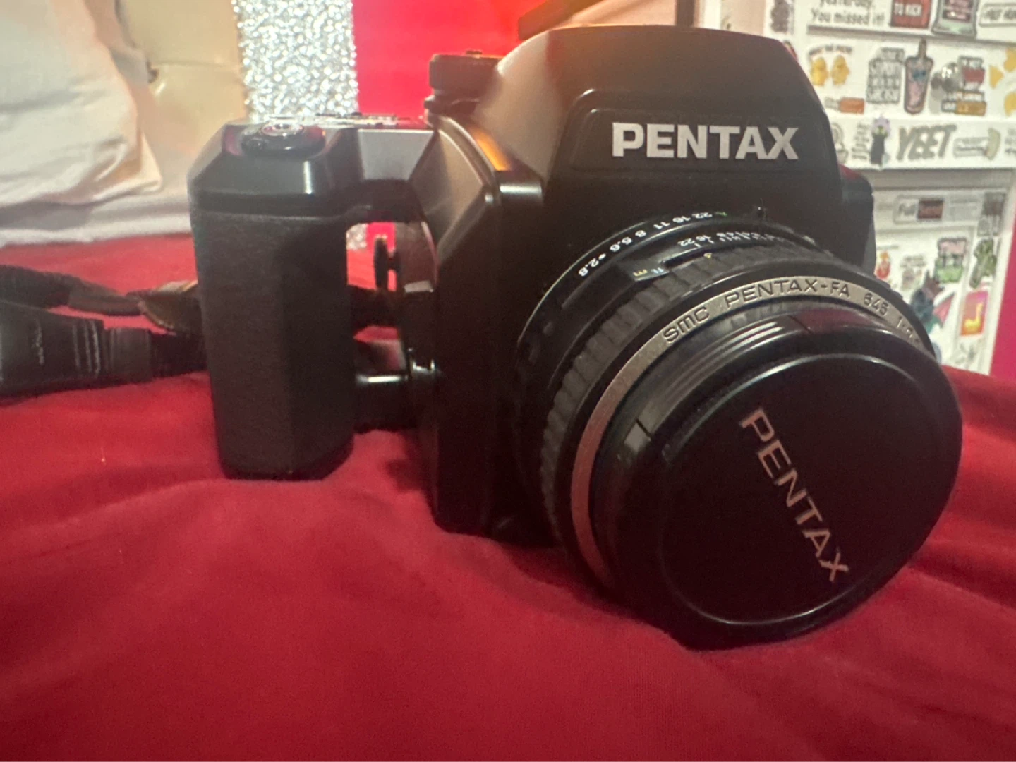 PHOTOGRAPHY LOVERS!! Pentax 645N Medium Format Film Camera
