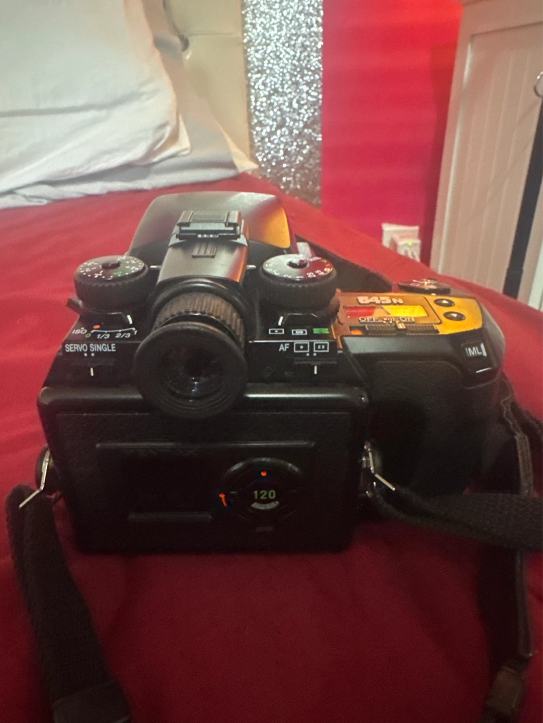 PHOTOGRAPHY LOVERS!! Pentax 645N Medium Format Film Camera - photo 4