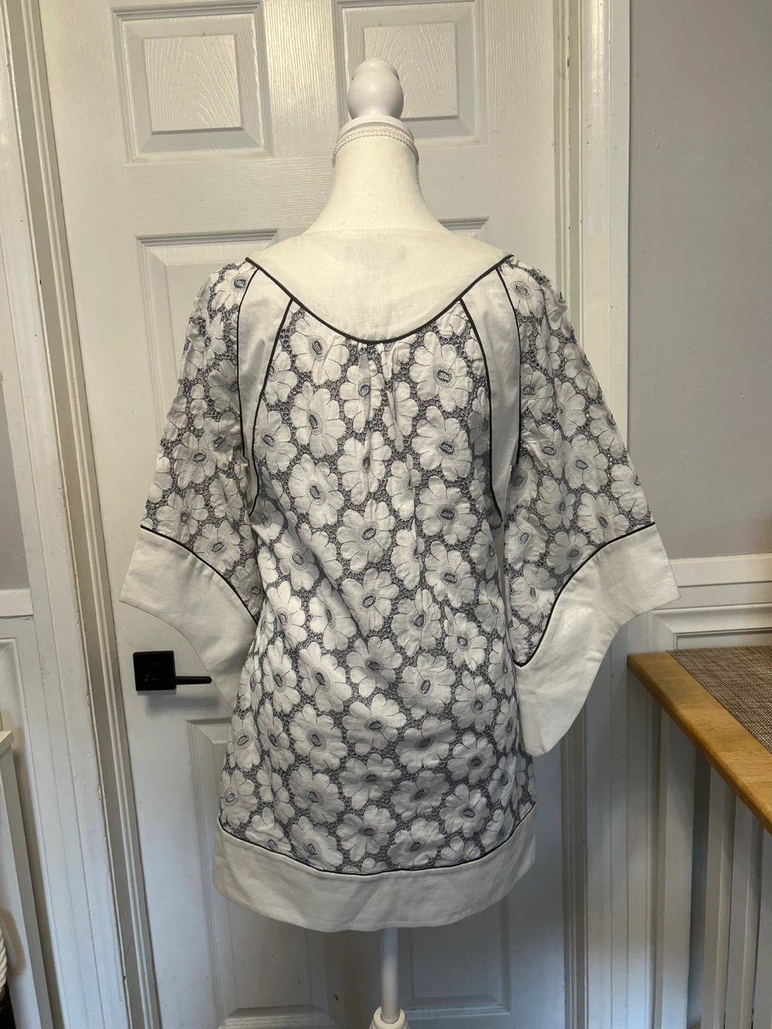 Bianca Nygård White Floral Tunic Top Size 8 - photo 3
