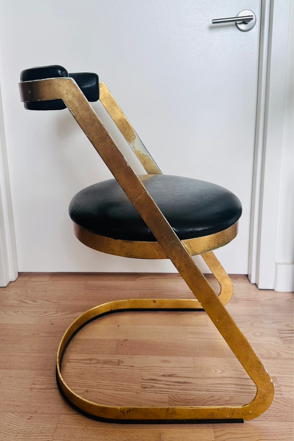 Mid-century Modern Accent Chair - photo 3