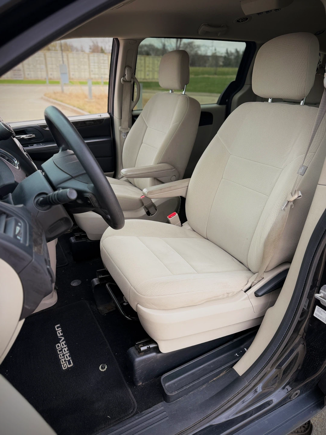 2011 Dodge Grand Caravan Express - photo 4