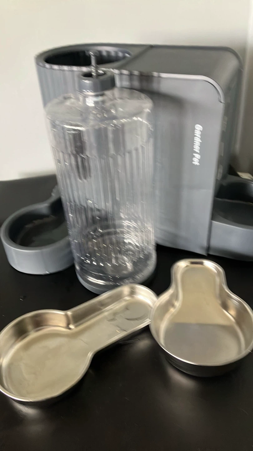 Gardner Pet Automatic Pet Feeder - photo 2