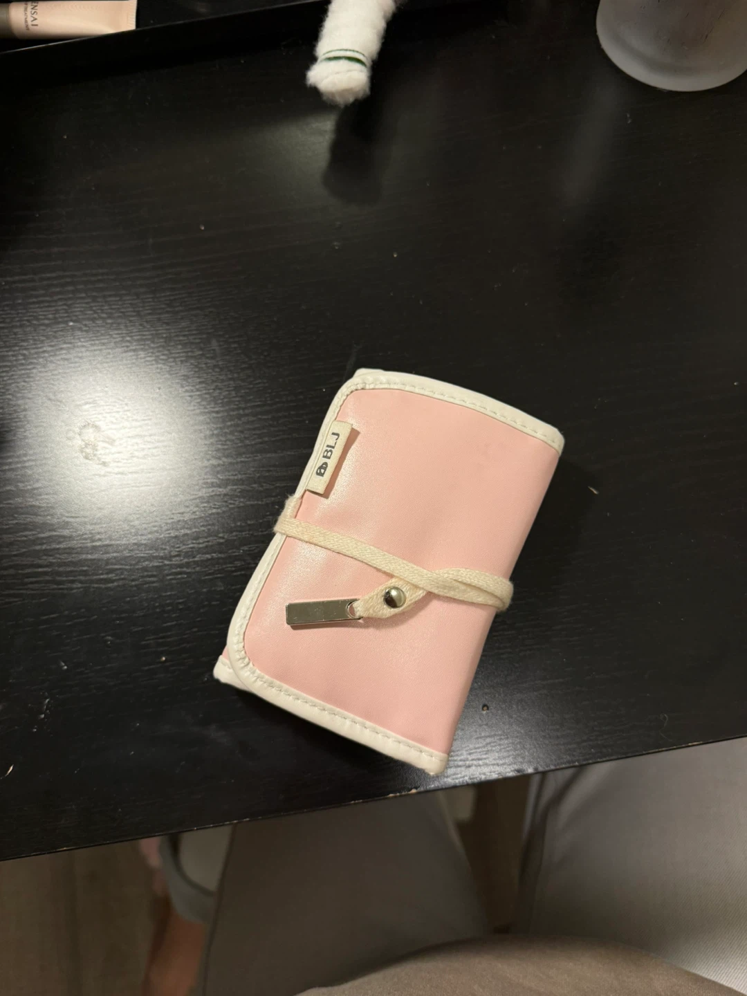 Pink Makeup Brush Roll Organizer - photo 2