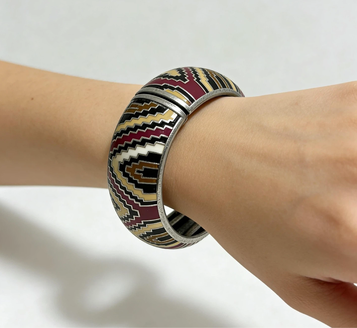 Geometric Enamel Hinged Bangle Bracelet - photo 2