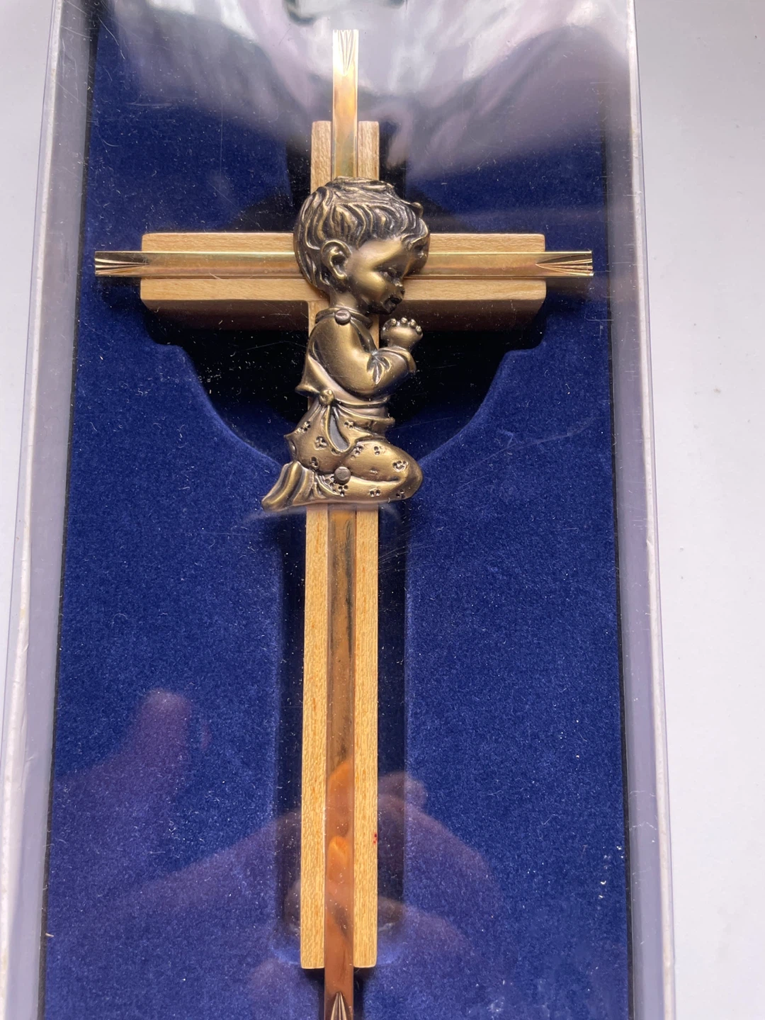 Praying Child Wall Cross - photo 3
