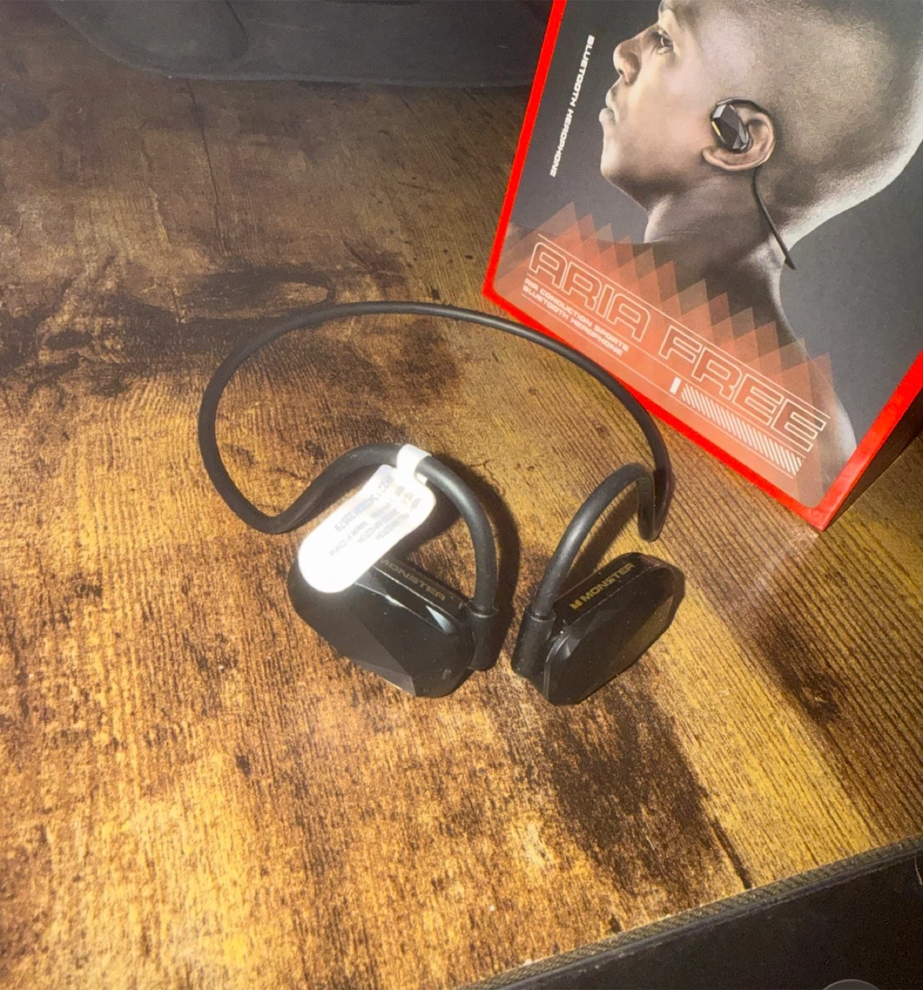Bluetooth headphones - photo 2
