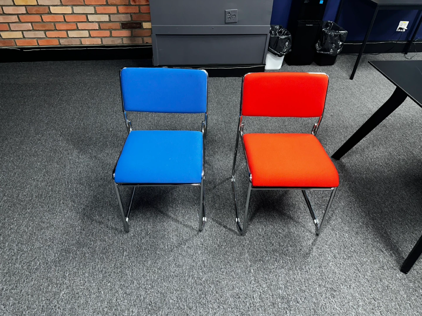 Set of modern chairs, 6 blue and 6 red