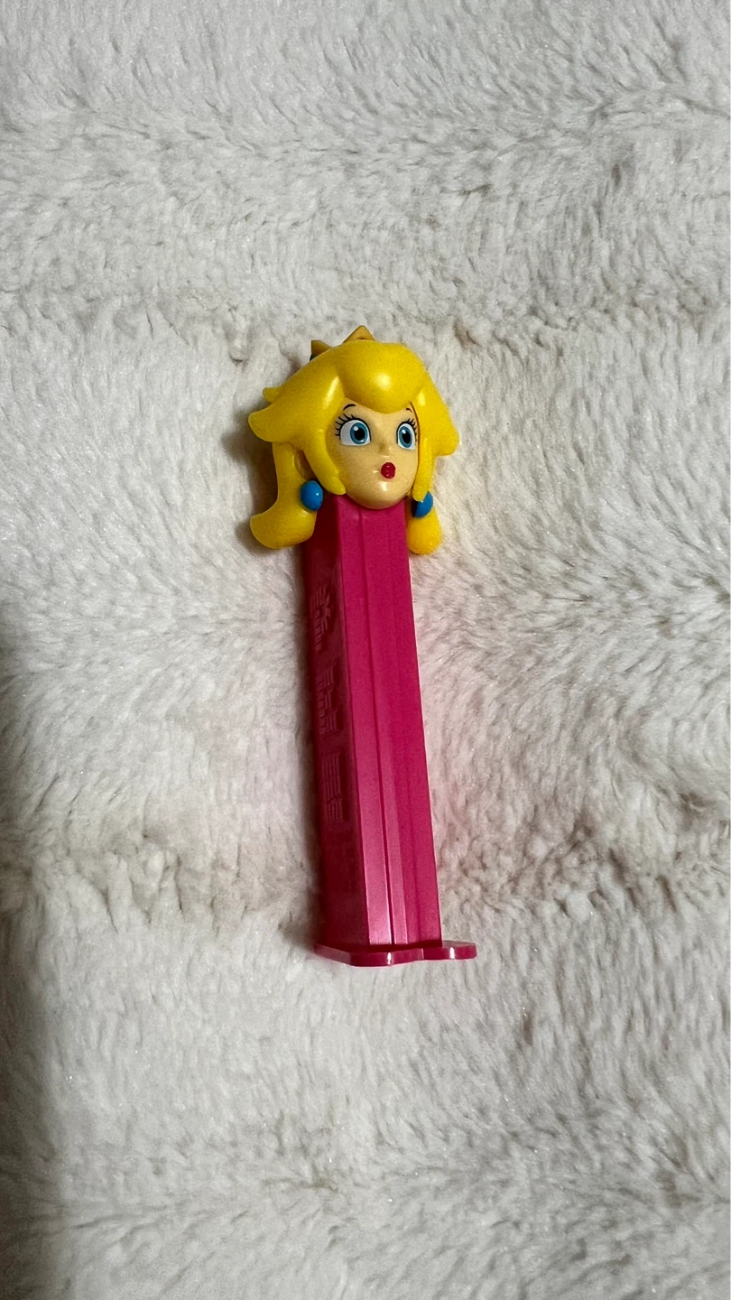PEZ dispenser - Princess Peach