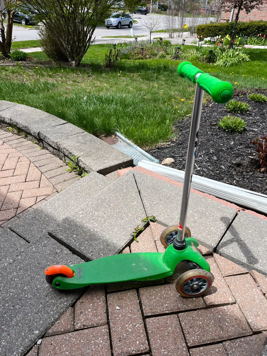 Micro Kickboard Scooter - Green