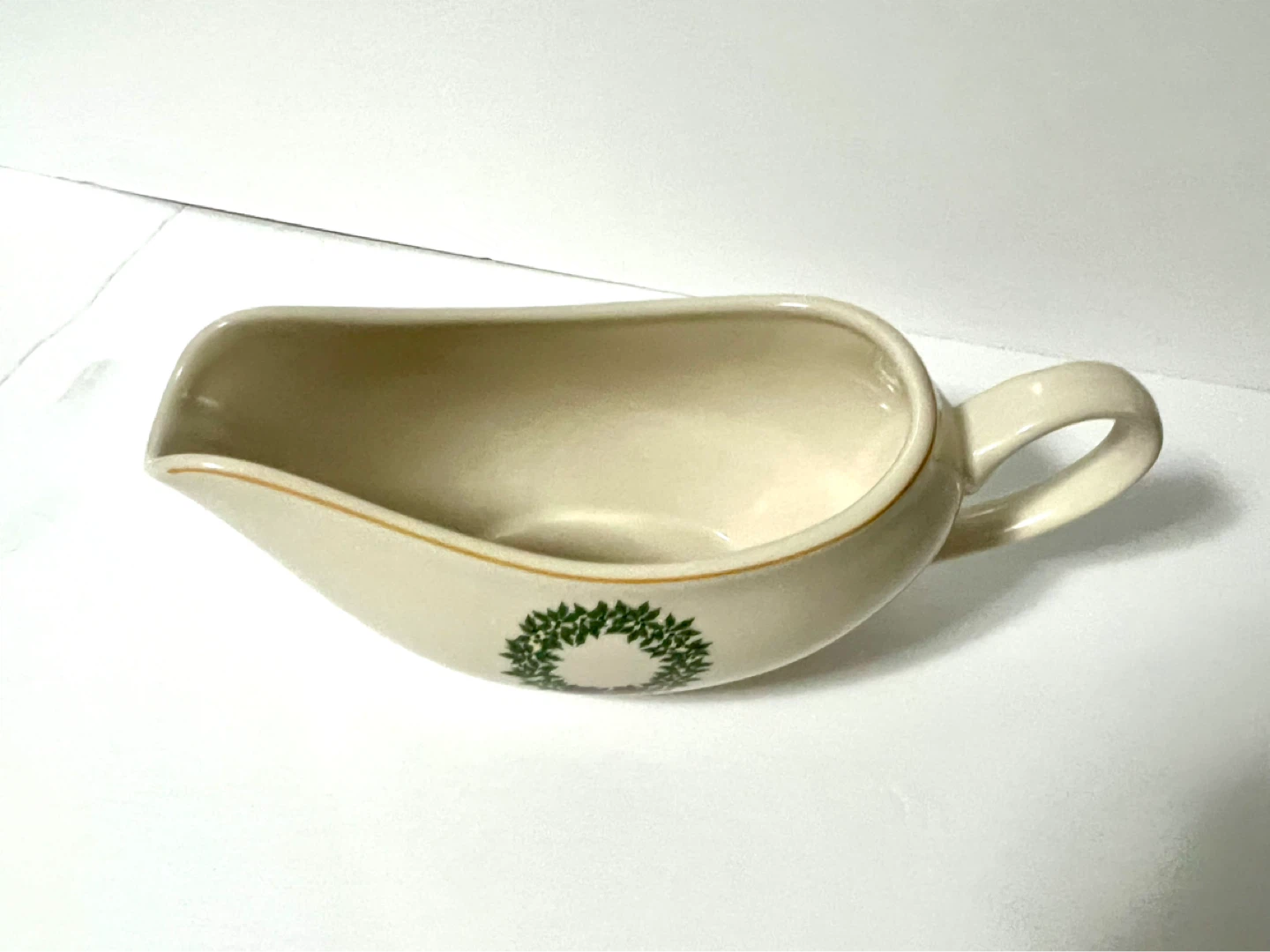 MB Mighty Bone "Merry Christmas" Gravy Boat - photo 2