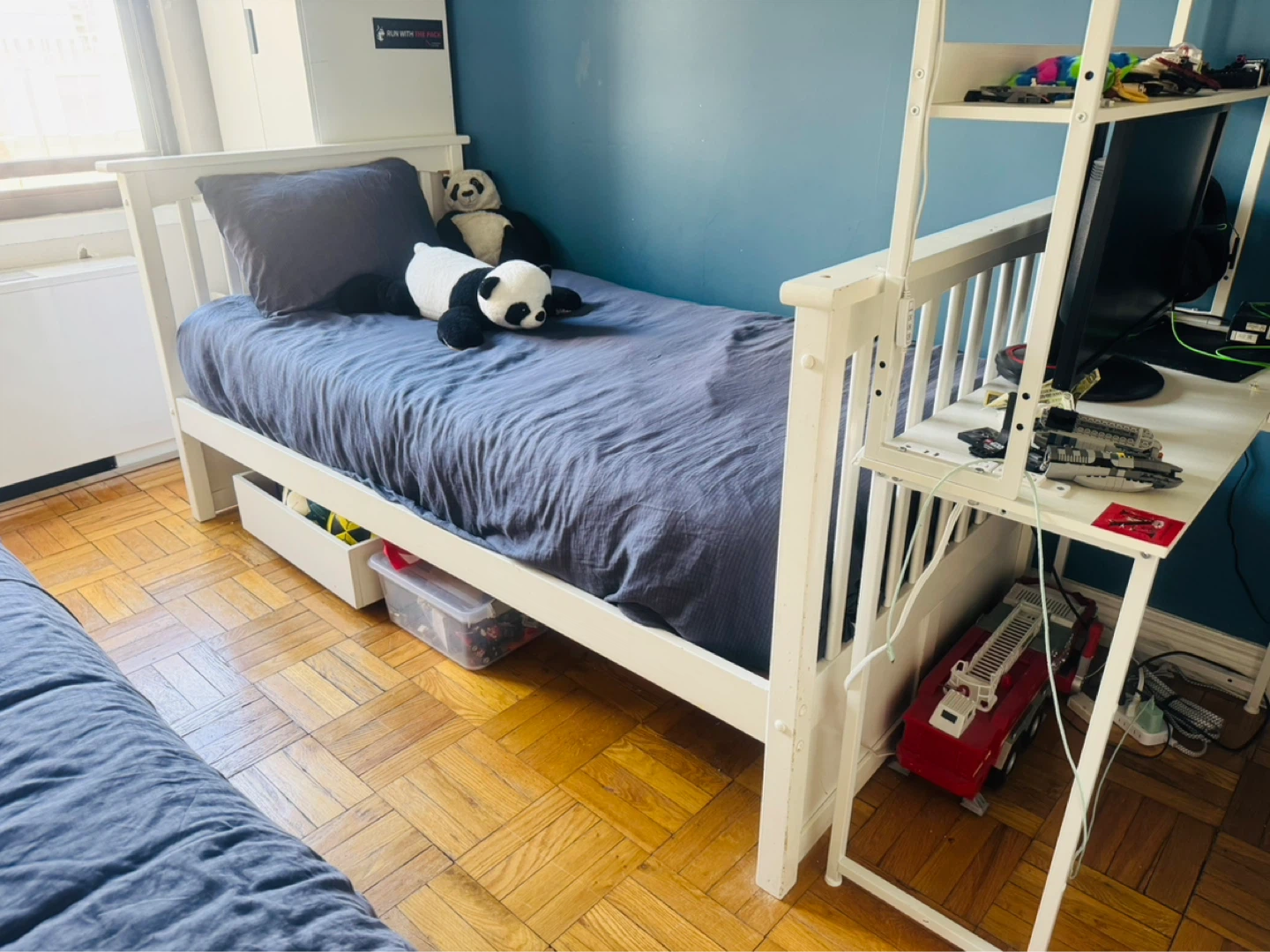 White Solid Wood Twin Bed Frames - photo 3