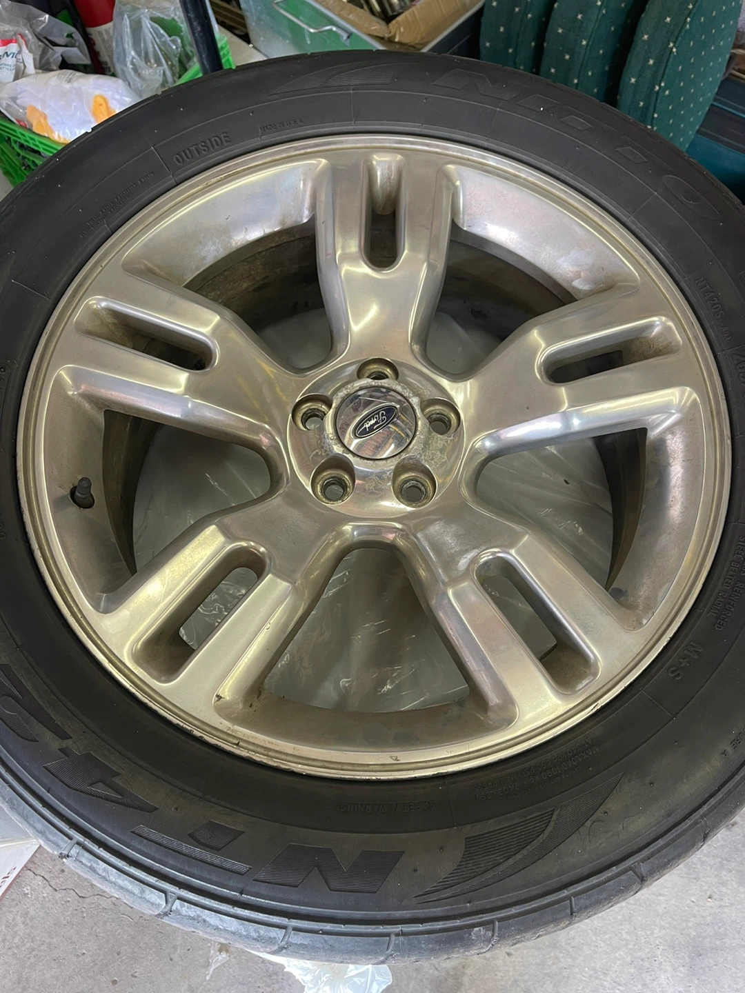 Oem 20” Ford Adrenalin wheels