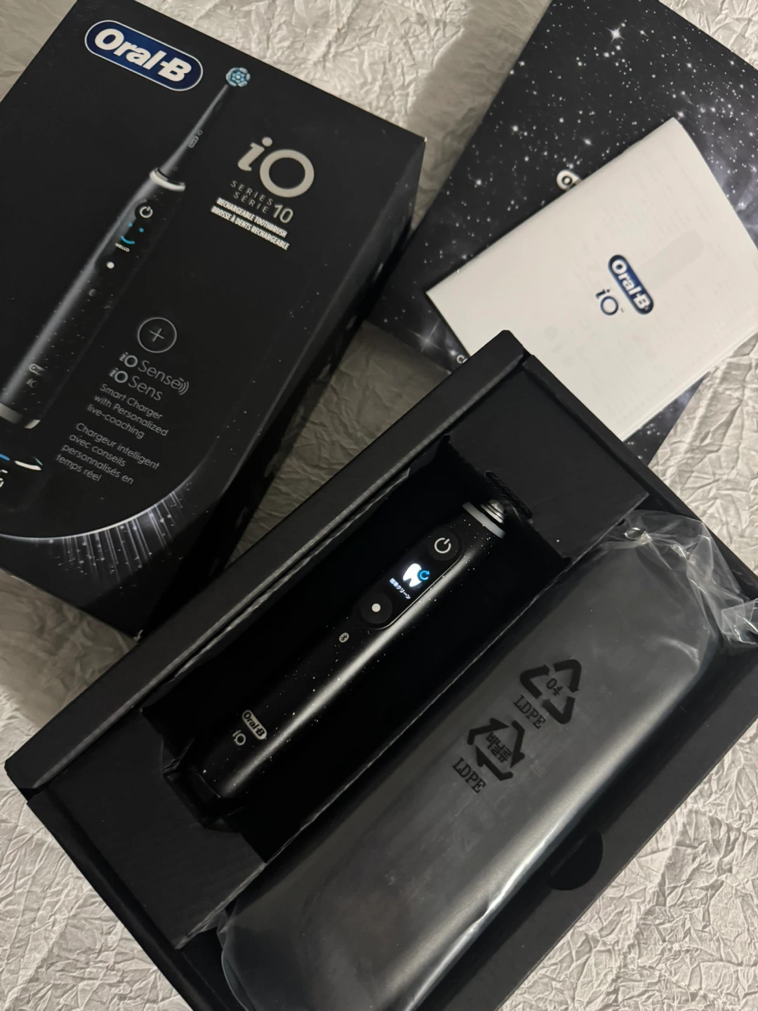 Oral-B iO Series 10 Rechargeable Electric Toothbrush - photo 2