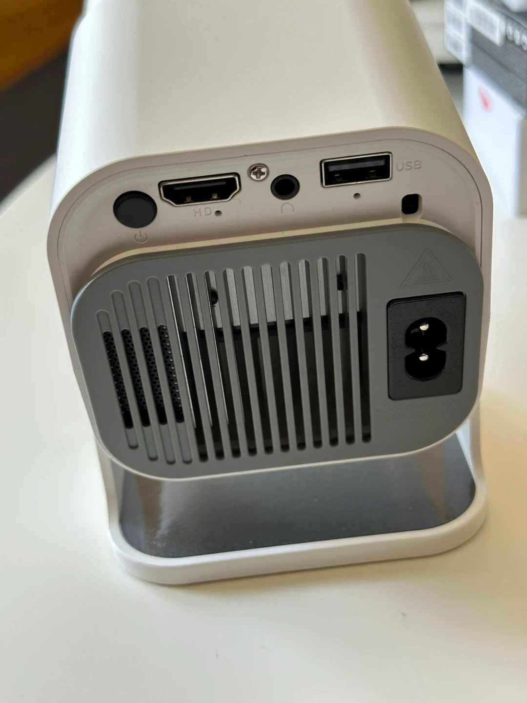 HY320Mini LCD Projector with Remote - photo 4