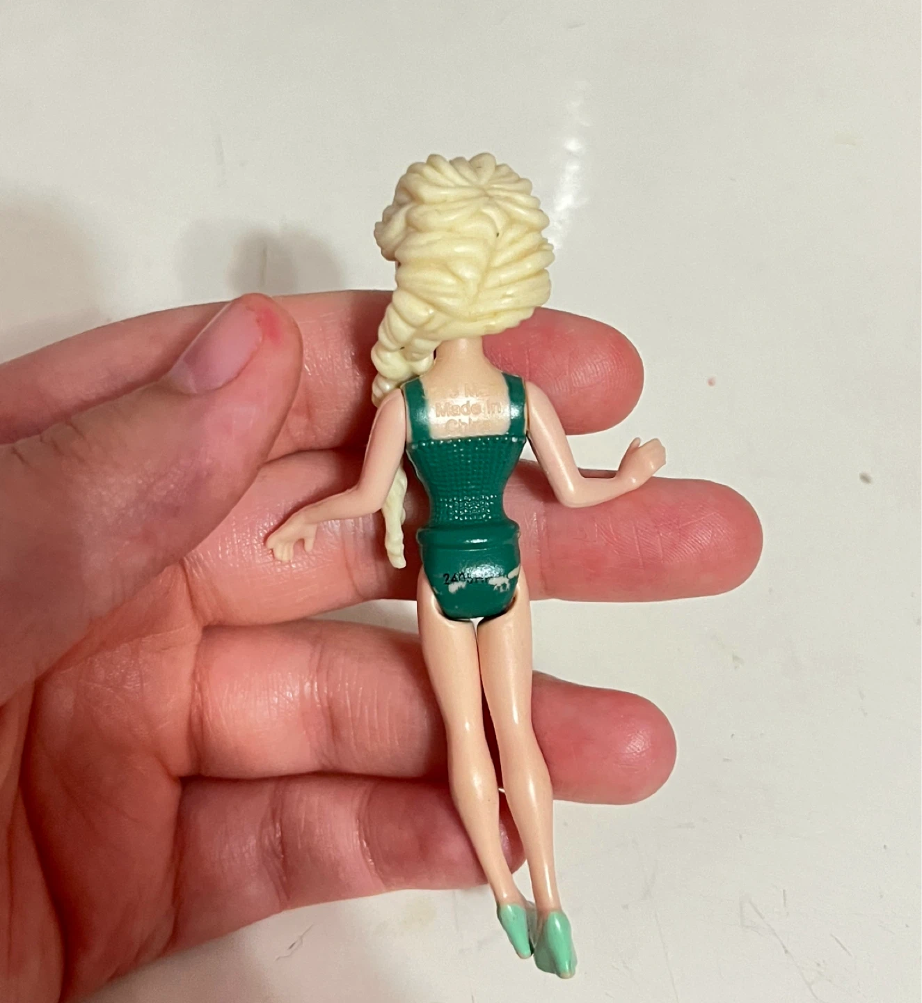 Disney Frozen Elsa Mini Doll - photo 2