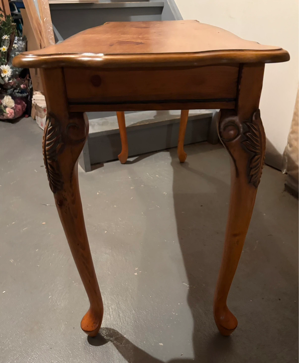 Ornate Wooden Console Table with Carved Legs - photo 2