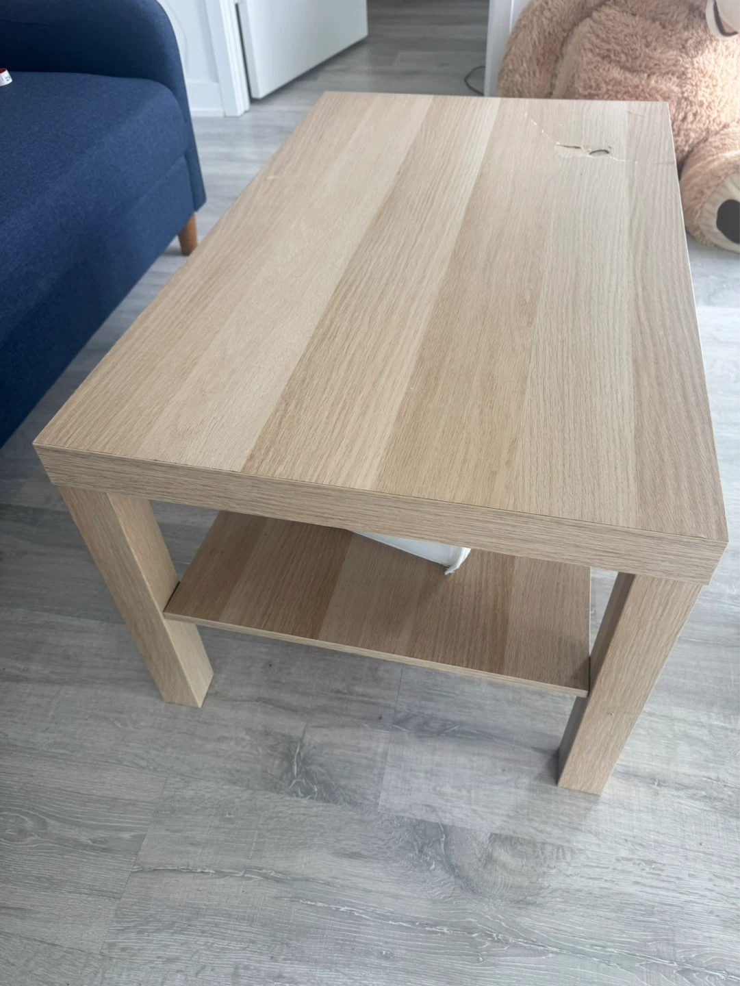 Coffee Table with Shelf