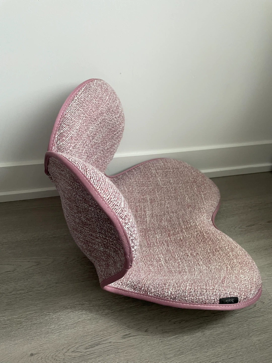 Ergonomic Butterfly Seat Cushion - photo 2
