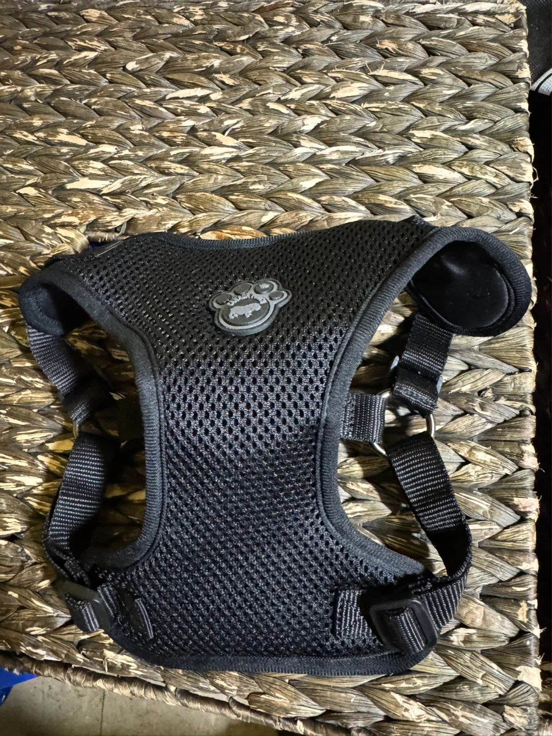 Canada Pooch Ltd. Dog Harness - Black - Size M/M