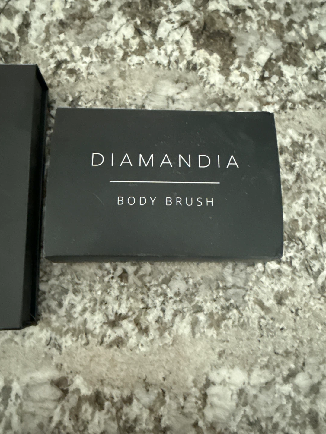 DIAMANDIA Body Brush & Gua Sha Set - photo 2