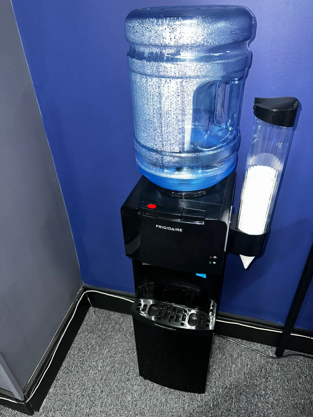 Frigidaire Water Cooler Dispenser with Cup Holder - photo 2