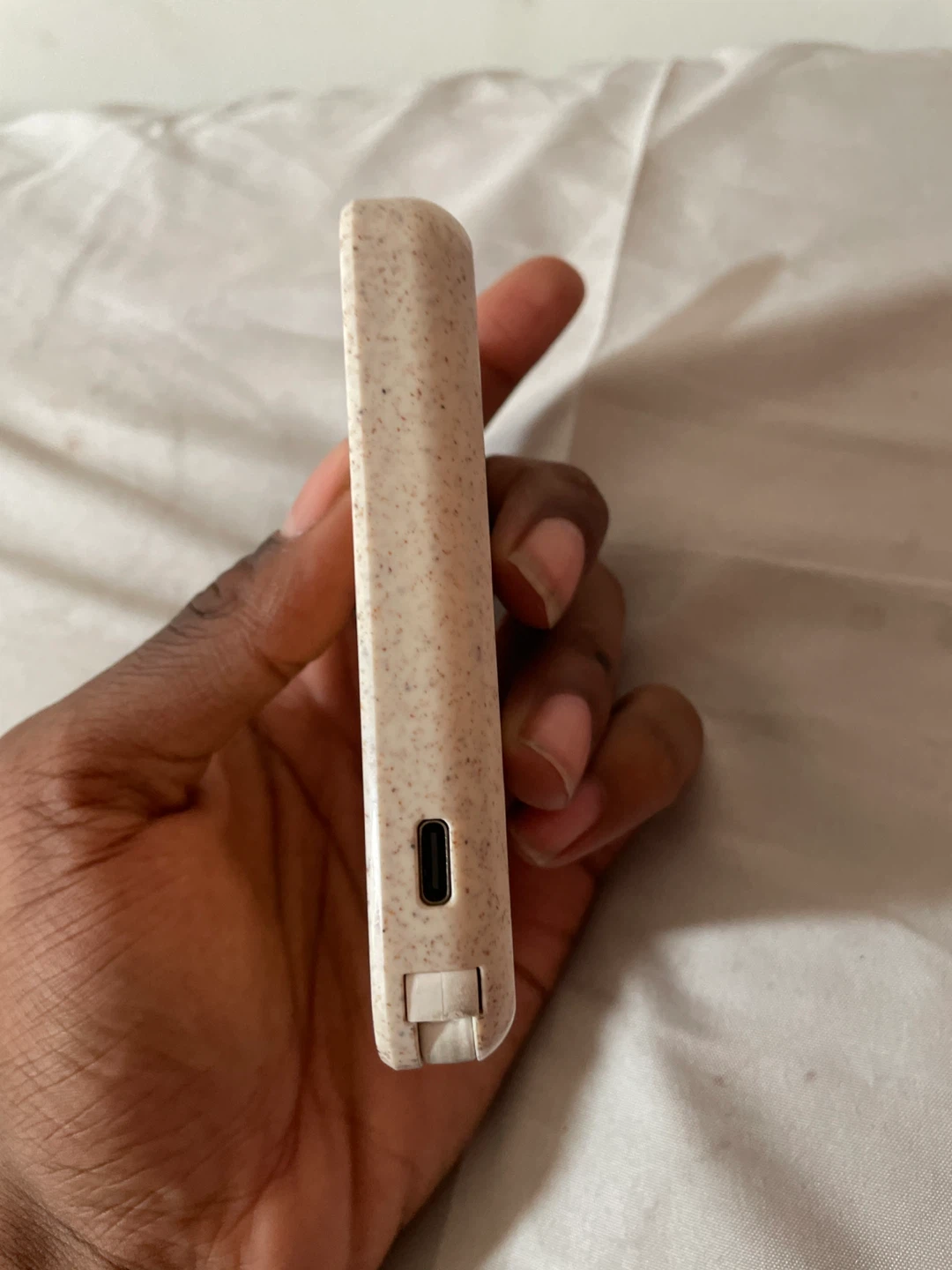 PROLOGIS EVERGREEN Wireless Power Bank 5000mAh - photo 3