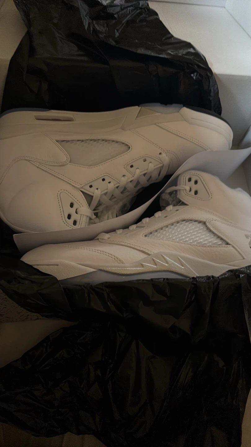Air Jordan 5 "Off-White" Sneakers