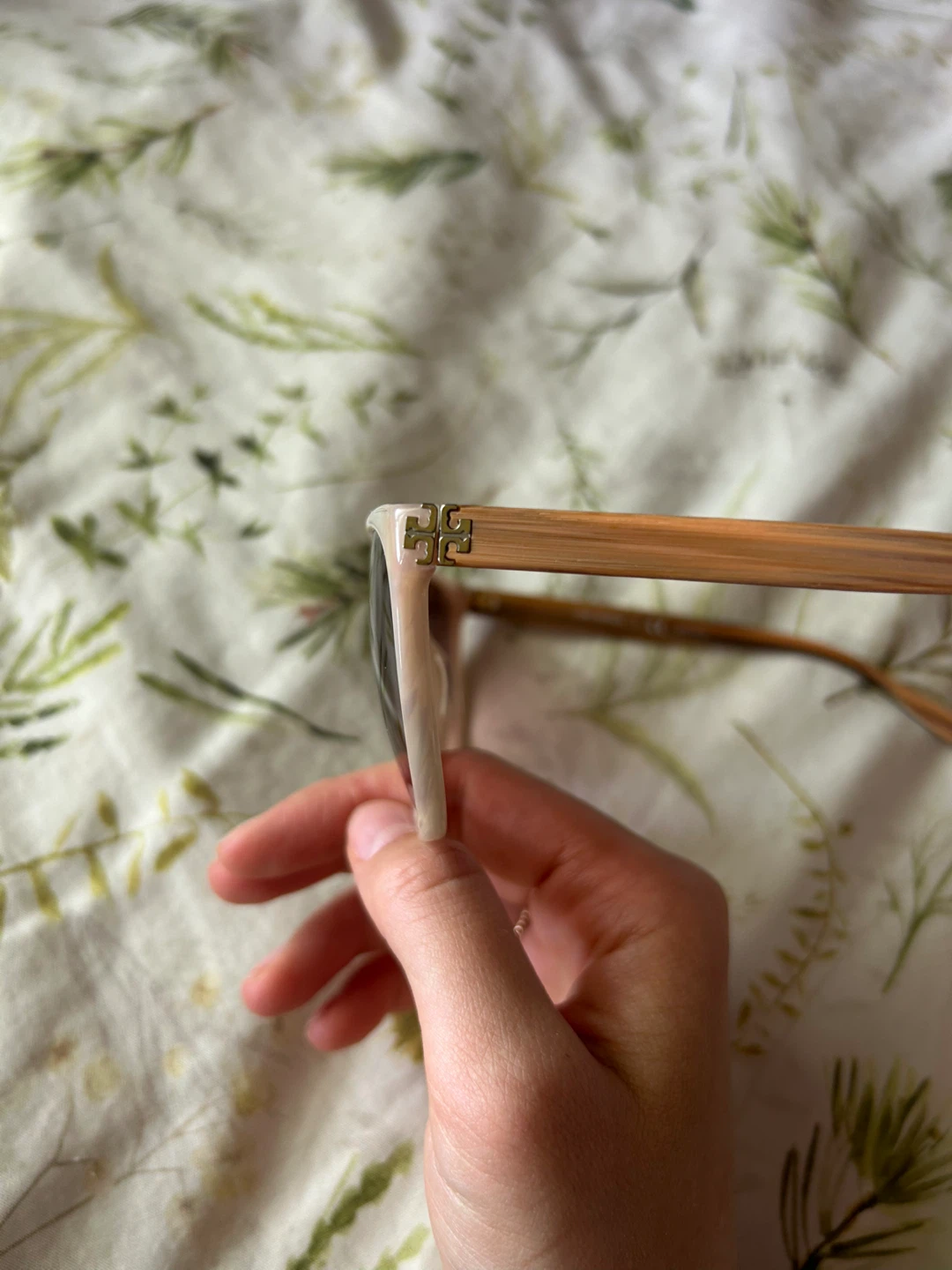 Tory Burch Sunglasses - photo 3