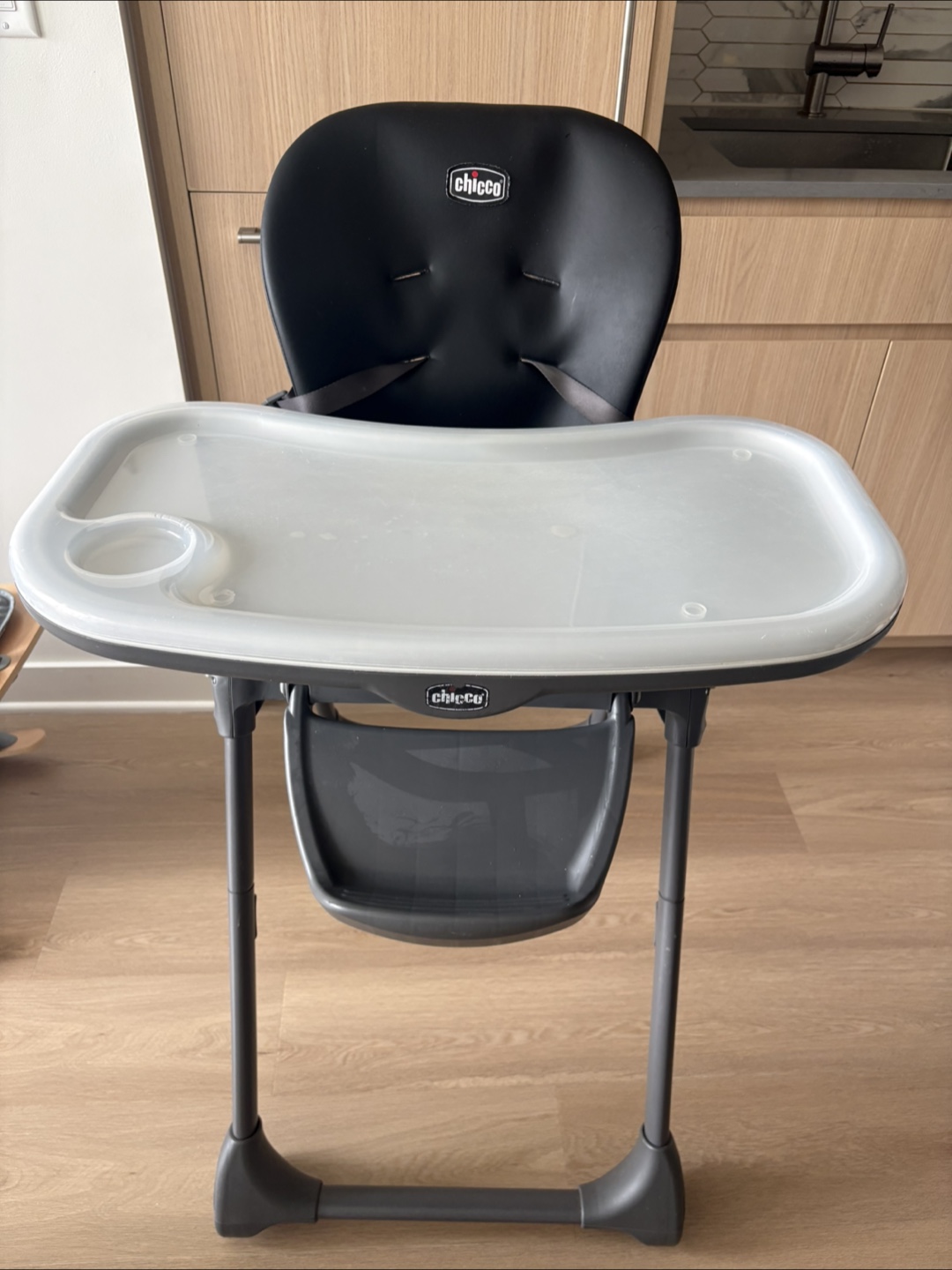Chicco High Chair - photo 2