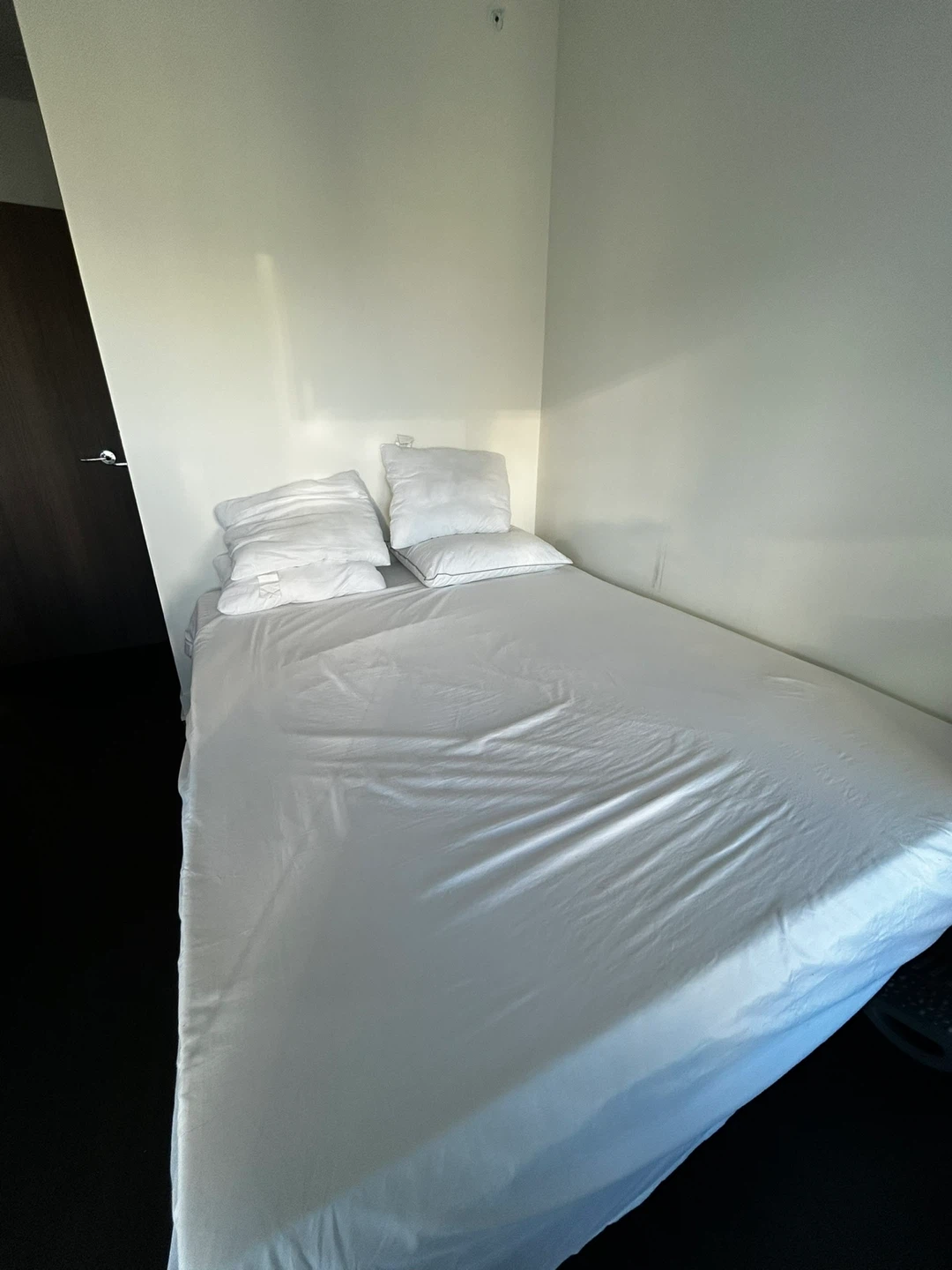 Zinus (Queen Mattress + Bed Frame + Topper) & Mattress Protector