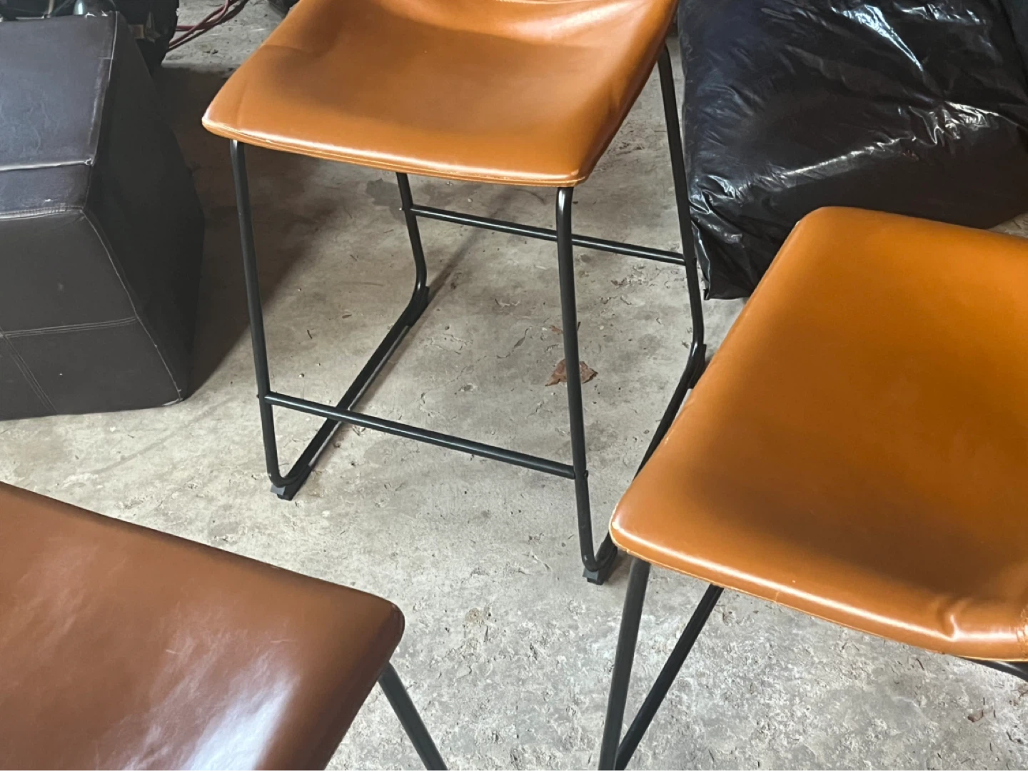 Set of 3 Brown Faux Leather Bar Stools - photo 4