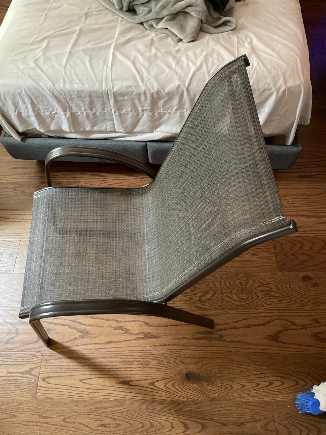 Grey Mesh Sling Chair - photo 4