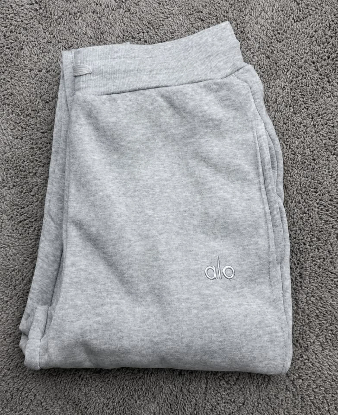 Alo Yoga Grey Sweatpants Size L